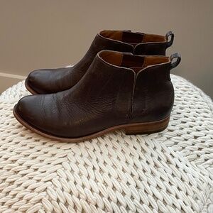 COPY - Kork Ease Velma chocolate brown leather booties sz9